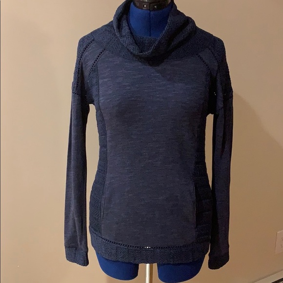 Lucky Brand Tops - Lucky Brand Sweatshirt